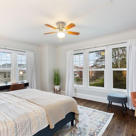 Alki Beach, 3Br, Prime Location, Steps To Beach Villa Seattle Eksteriør bilde